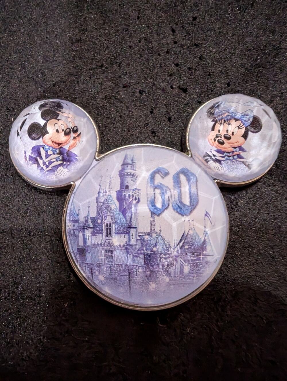 DLR 60th Diamond Celebration Mickey Ears Icon pin with Mickey&Minnie Disney Pin